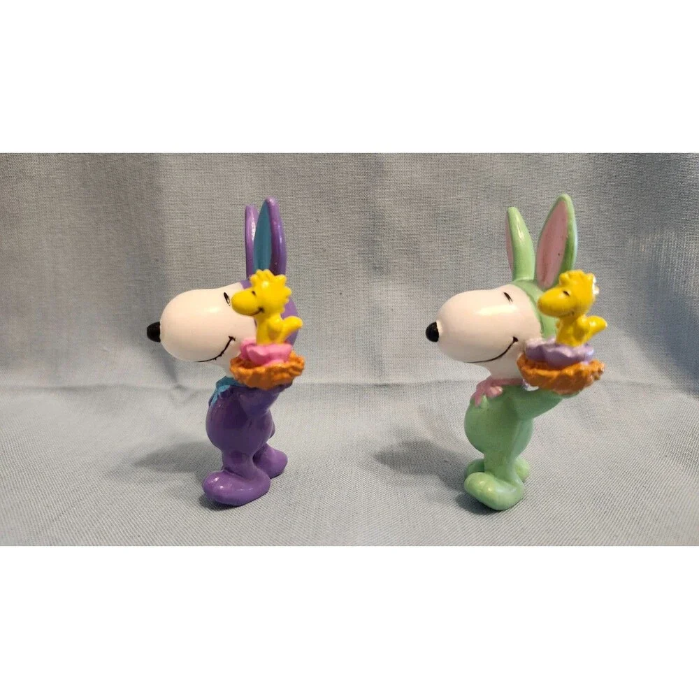 Vintage Lot of 13 Peanuts Snoopy PVC Figures Whitman with two extras